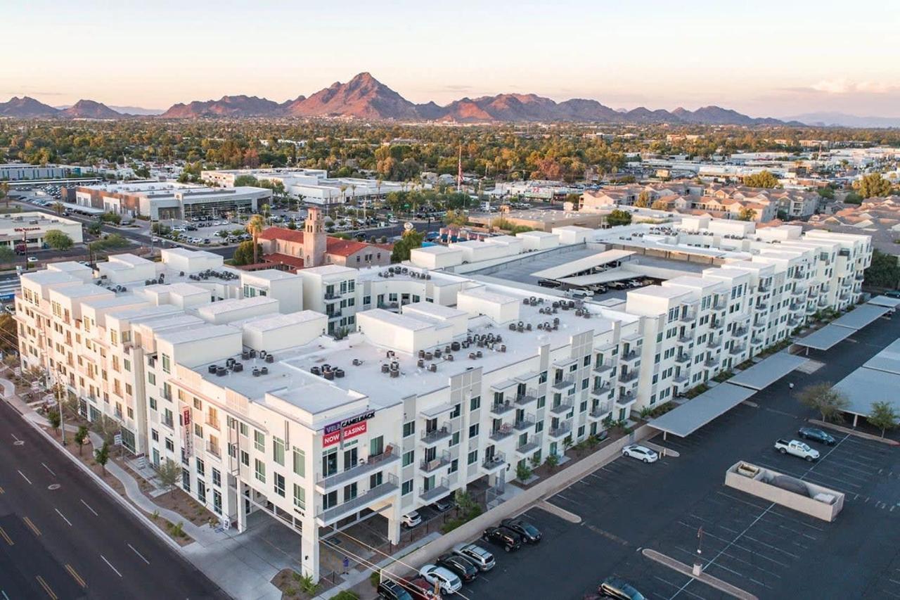 Paradise Cozysuites Under The Palms With Jacuzzi 18 Phoenix Eksteriør billede